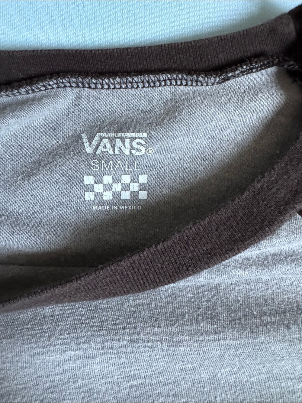 Vans Women S Raglan Logo T-Shirt Baseball Tee Retro Sporty Skate - Picture 2 of 13